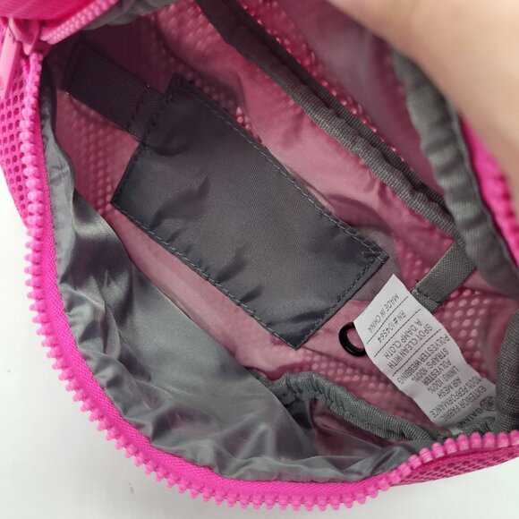 GAIAM Performance Air Mesh Commuter Fanny Pack Belt Bag Hot Pink Barbiecore - Picture 3 of 10
